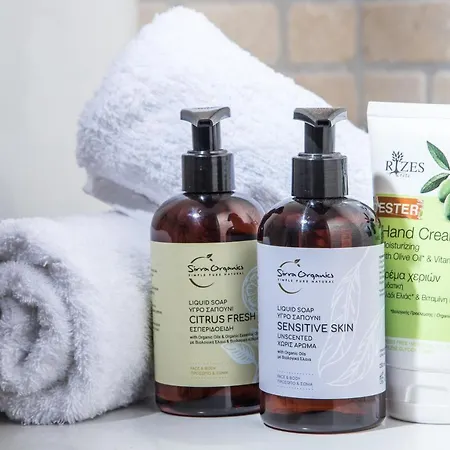 Casa Ari - Venetian Port Apartment