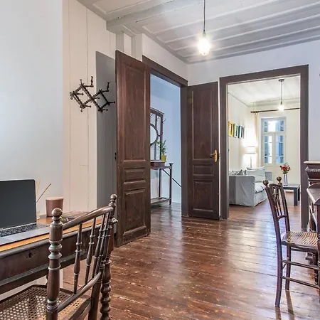 Casa Ari - Venetian Port Apartman *